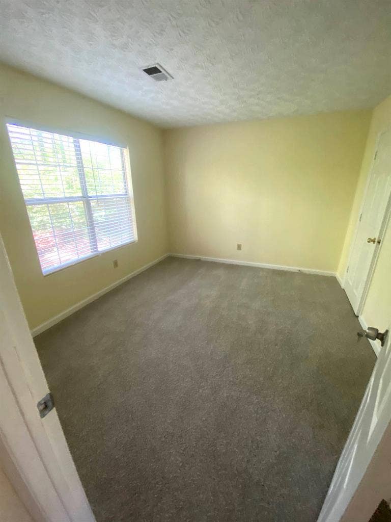 7 BR in Acworth