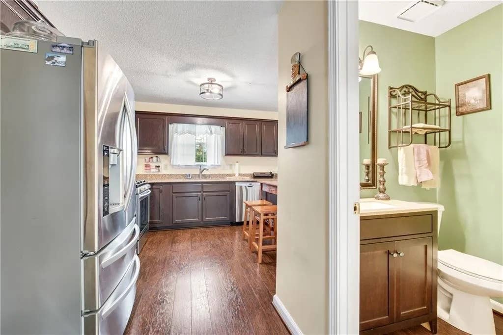 7 BR in Acworth