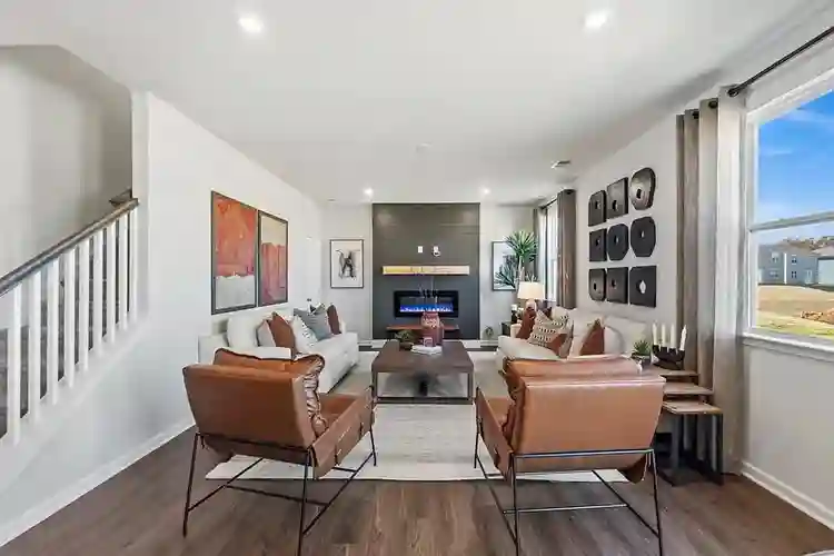 4 BR in Monroe