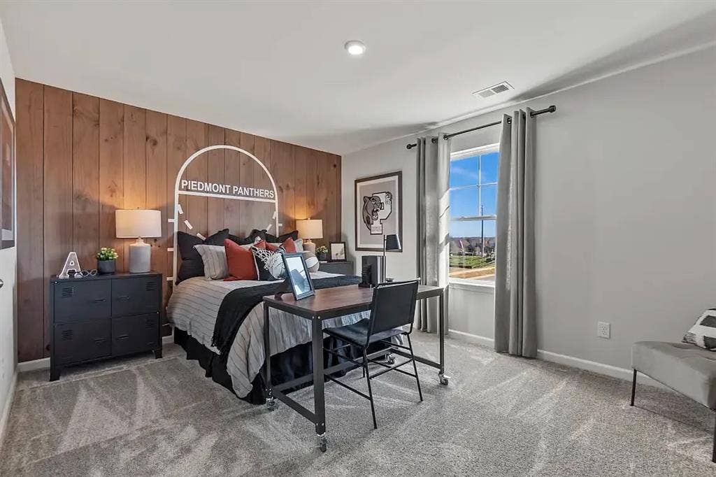 4 BR in Monroe