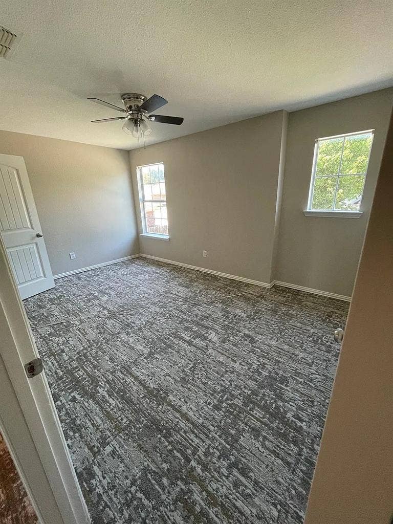 2 BR in Fort Worth