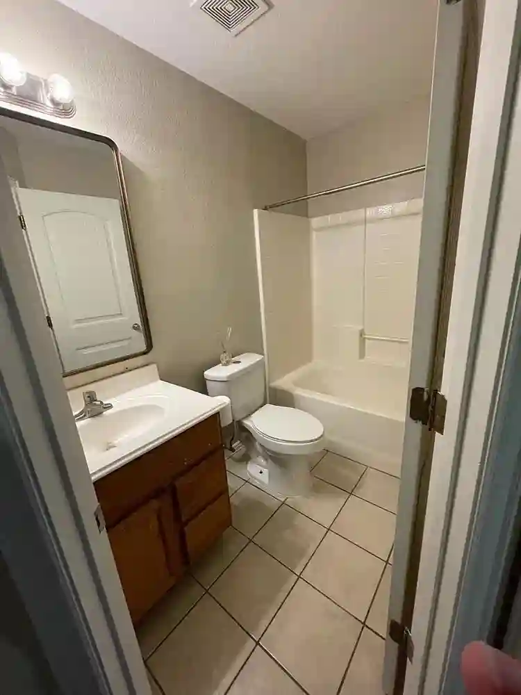 2 BR in Fort Worth