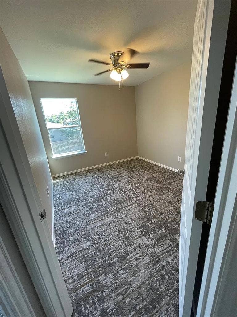2 BR in Fort Worth