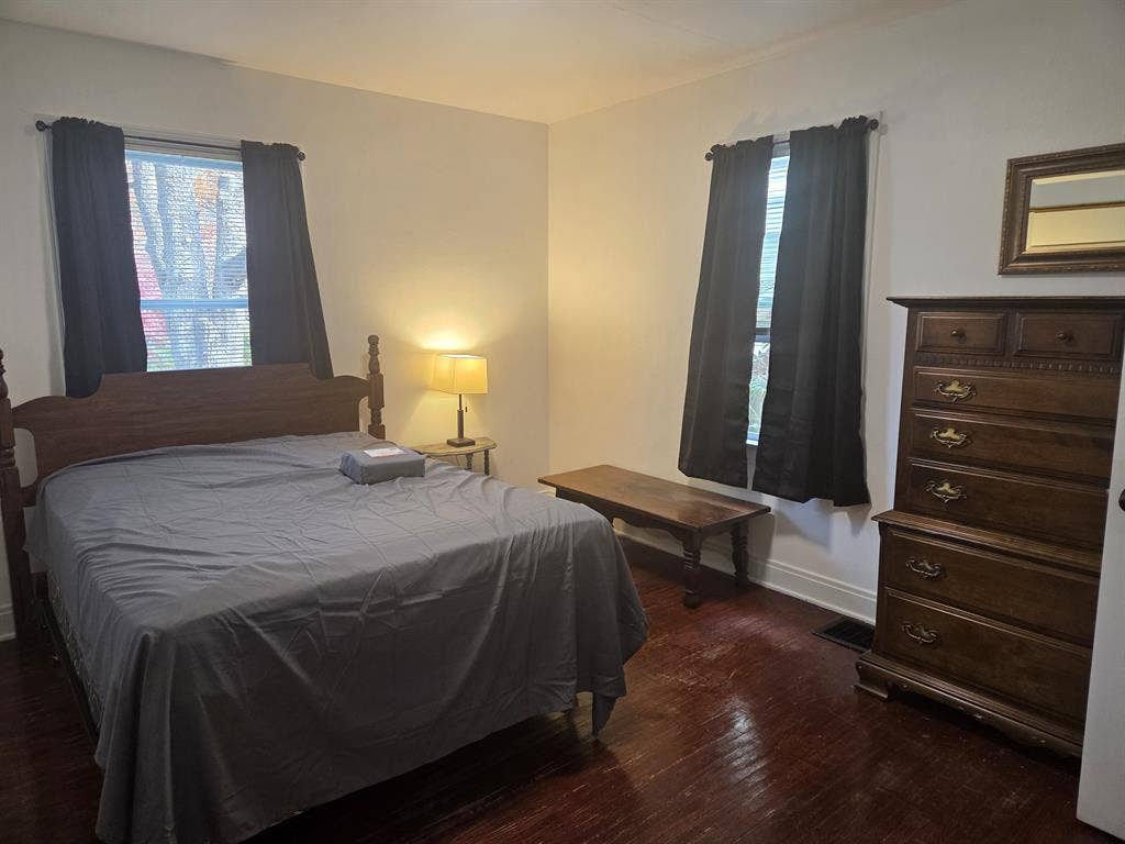 Furnished room for rent