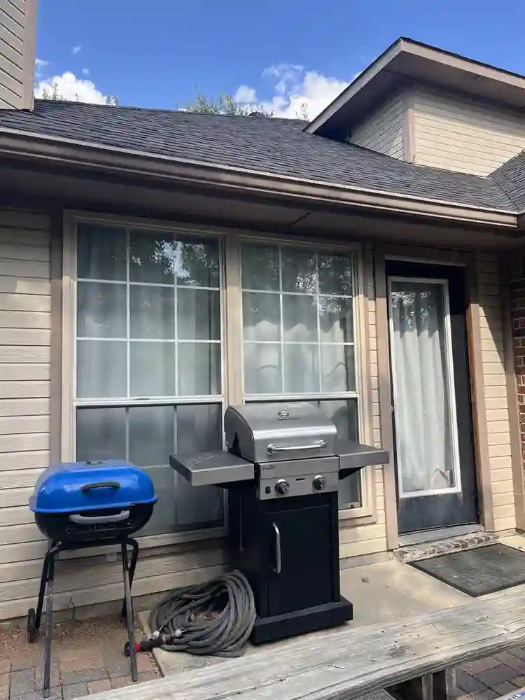 Furnished rm, priv bath- Lewisville