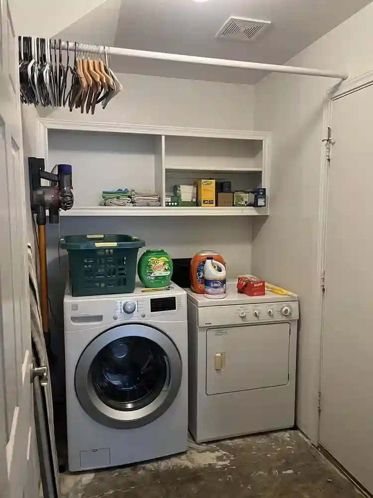 Furnished rm, priv bath- Lewisville