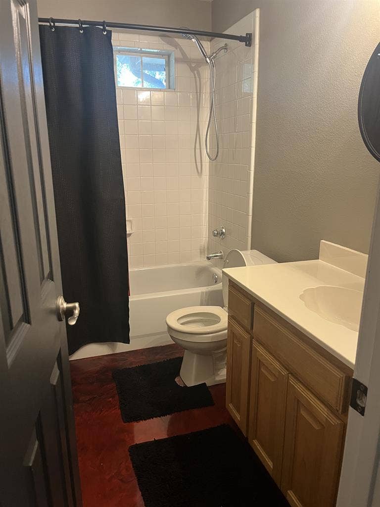 Furnished rm, priv bath- Lewisville