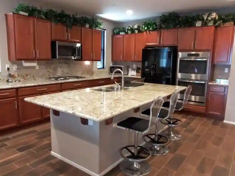 Large bedroom & bathroom for rent
