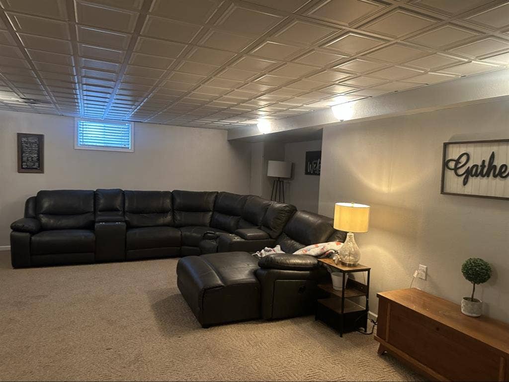 Looking for a Roommate IMMEDIATELY
