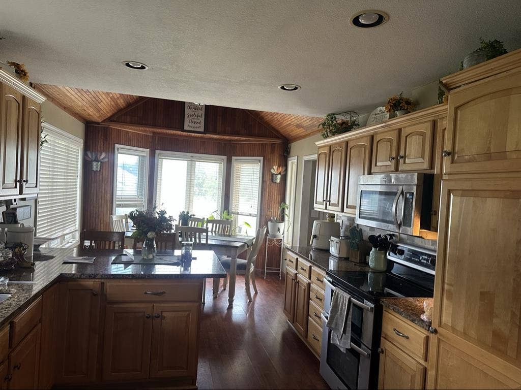 Looking for a Roommate IMMEDIATELY