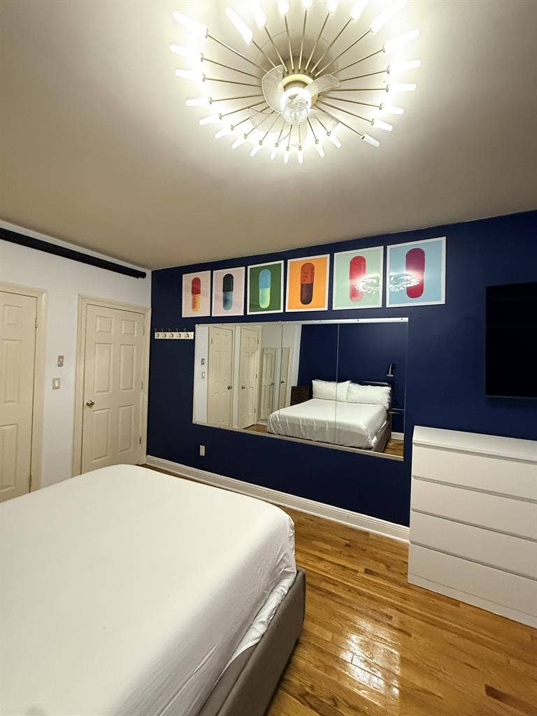 Fully furnished room/bills included