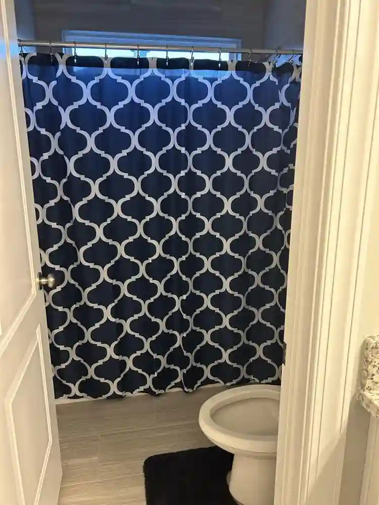 Furnished Room w/ Private Bathroom