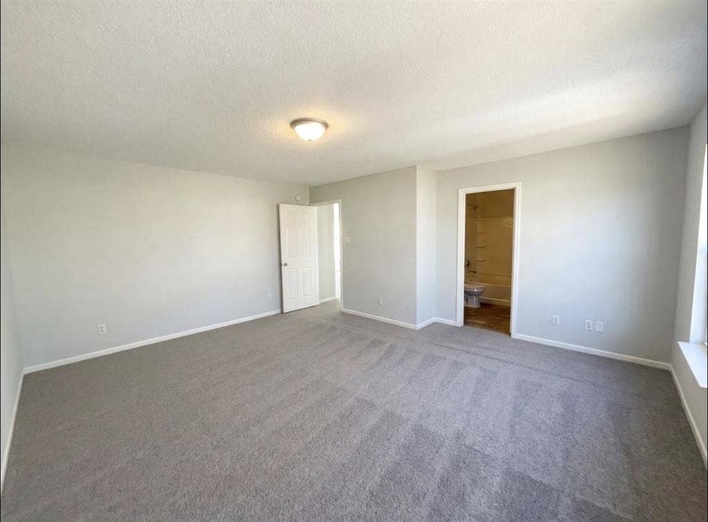 A spacious 3 bedroom 2.5 bathroom