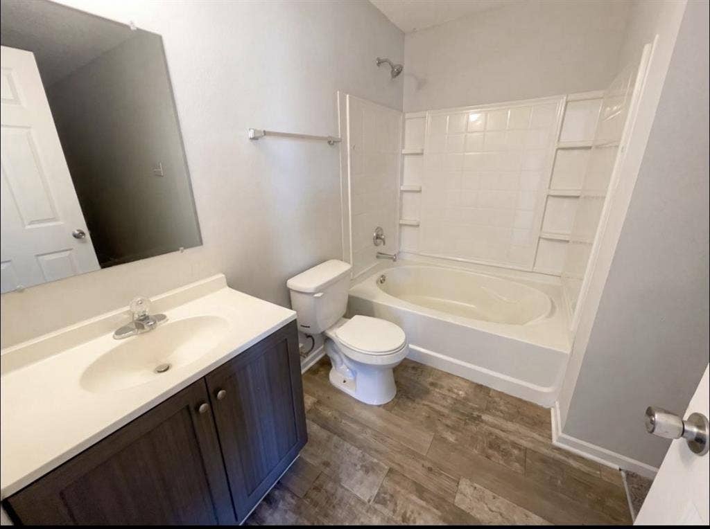 A spacious 3 bedroom 2.5 bathroom