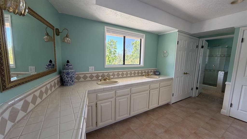 Spacious Private Suite Available