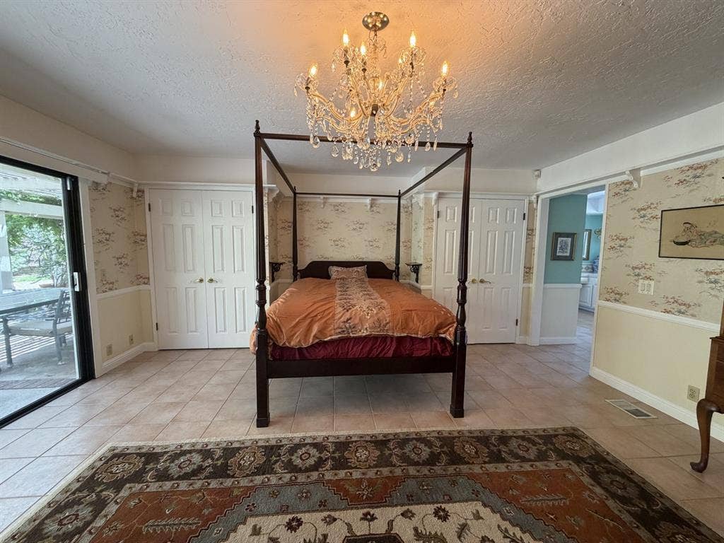 Spacious Private Suite Available