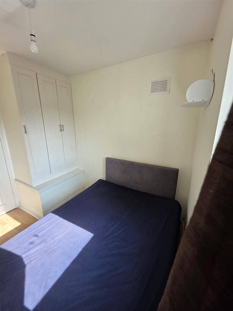 Double room available citywest