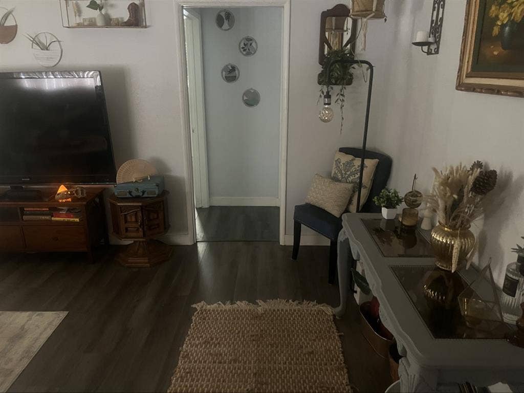 Room for Rent in Santa Ana