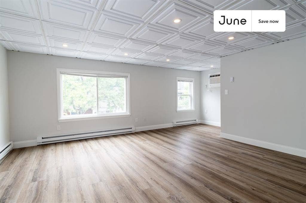 1 BR in Boston