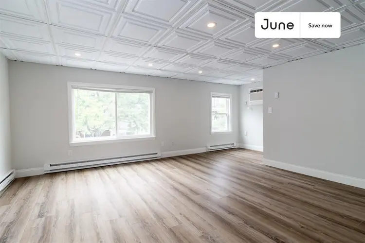 1 BR in Boston