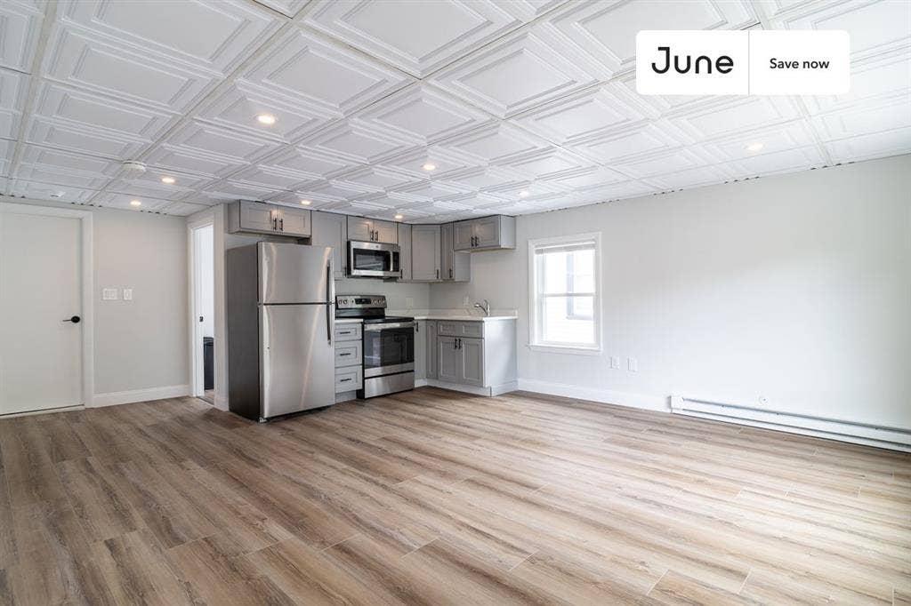 1 BR in Boston