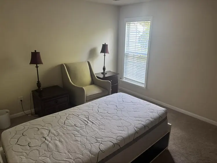 Clean, quiet room with private bath