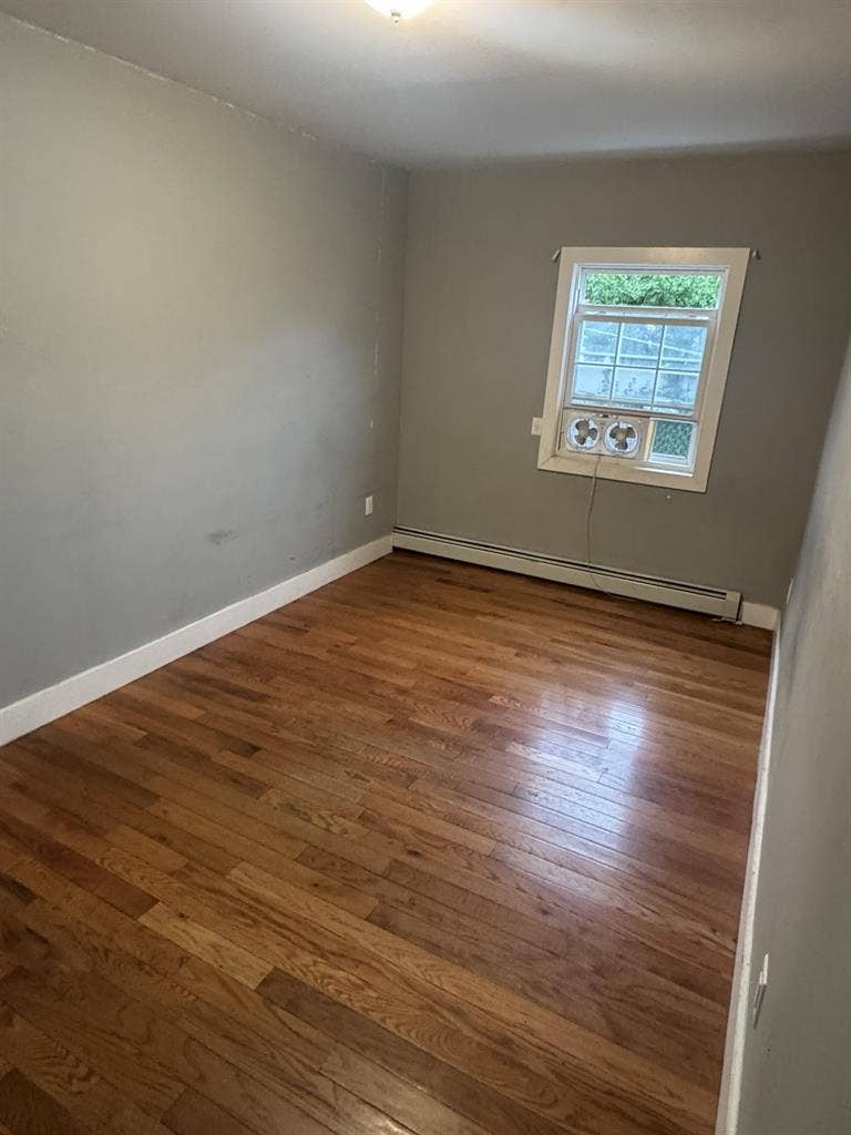 Room for Rent in Queens NY