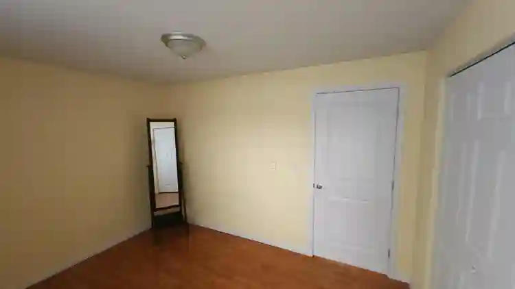 ✨ Spacious 1-Large Bedroom In-Law A