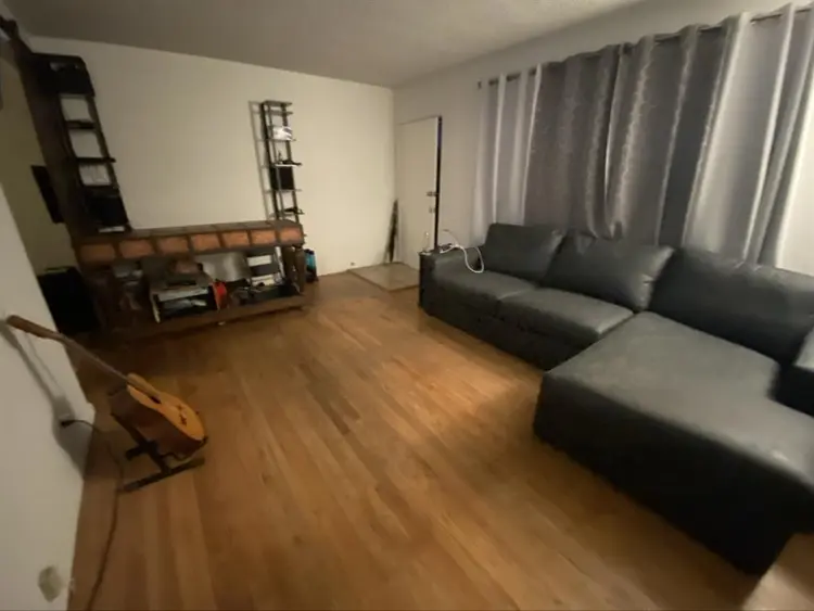 1 Room for rent big yard
