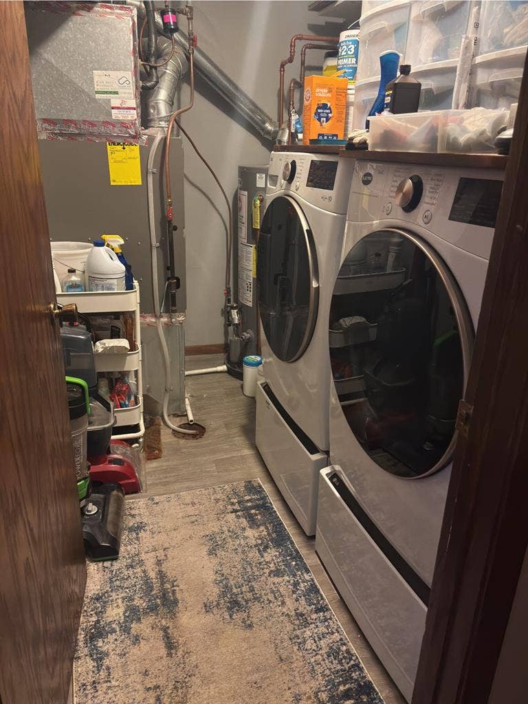 Room for rent includes utilities