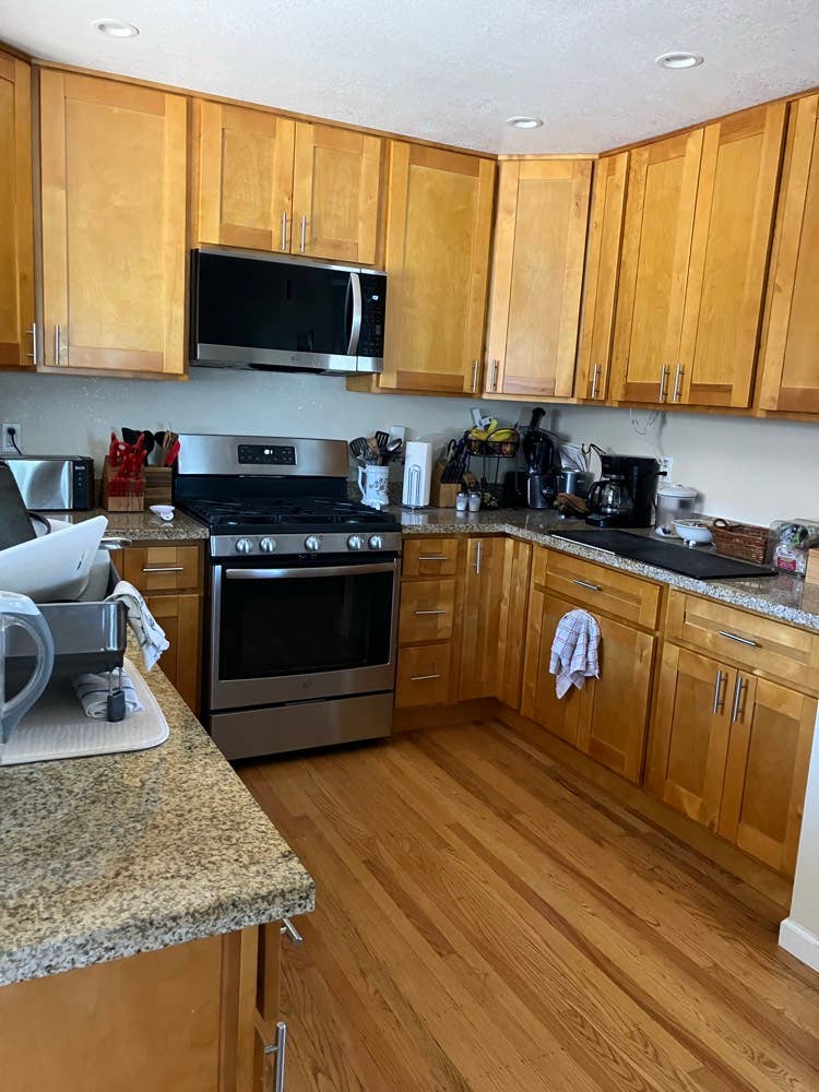 Lovely 4 BR House in Petaluma
