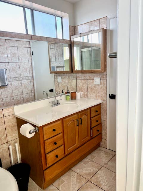 Room for Rent with shared bathroom