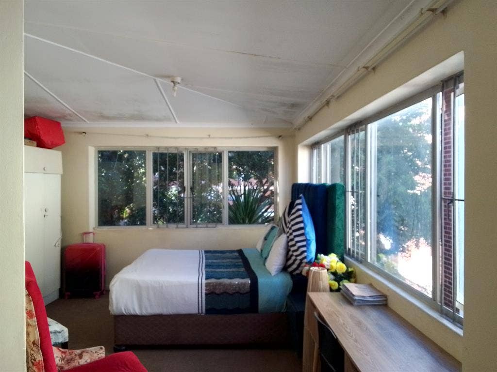 Single room in a shared apartment