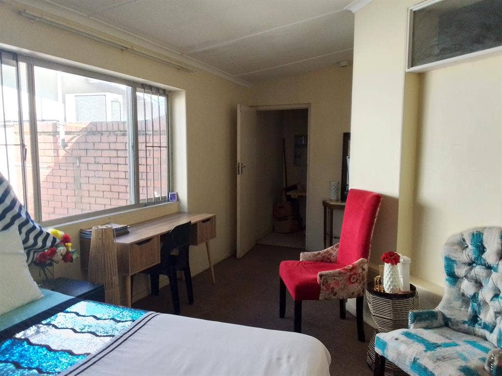 Single room in a shared apartment