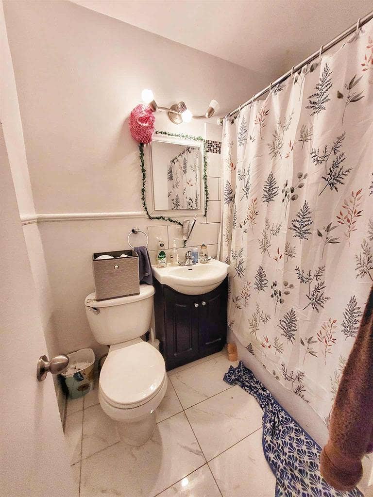 Roommate wanted Sept 2 in NDG