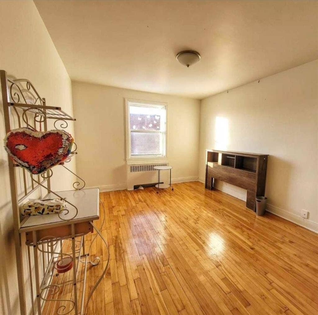 Roommate wanted Sept 2 in NDG