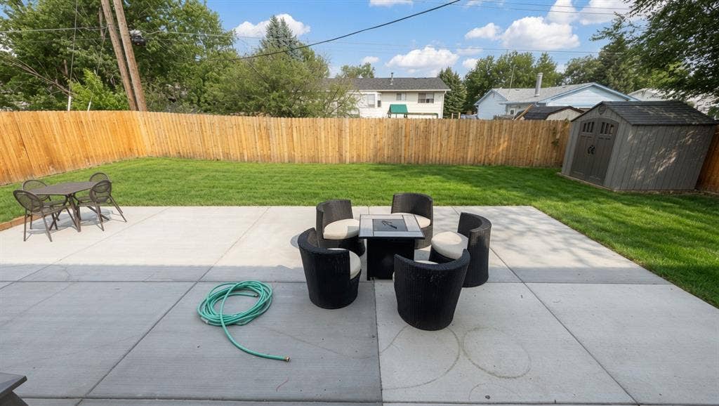 Master Bedroom Available near UCCS