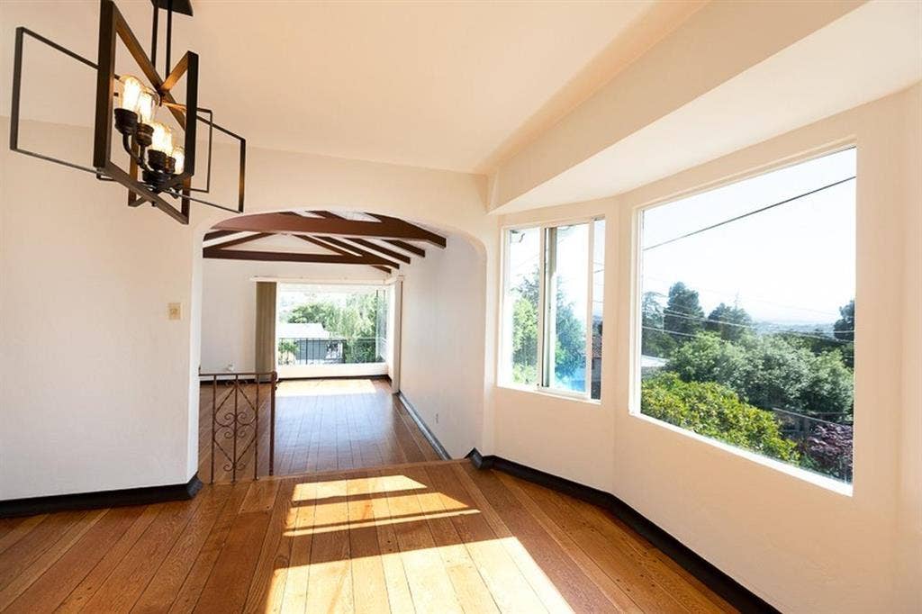 3 BR in Kensington