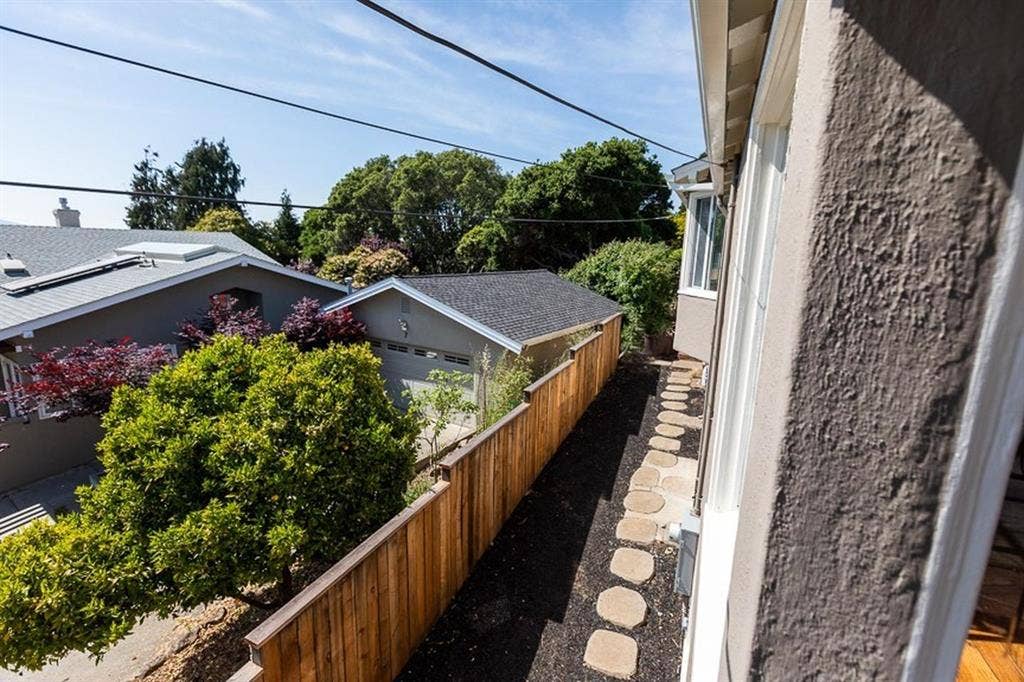 3 BR in Kensington
