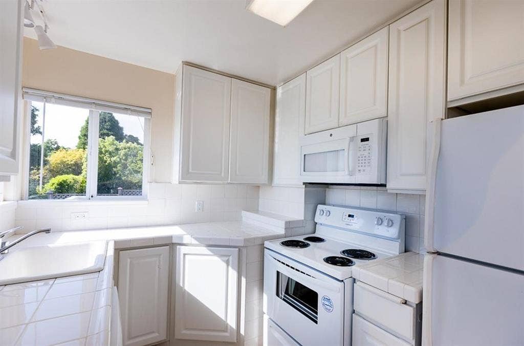 3 BR in Kensington