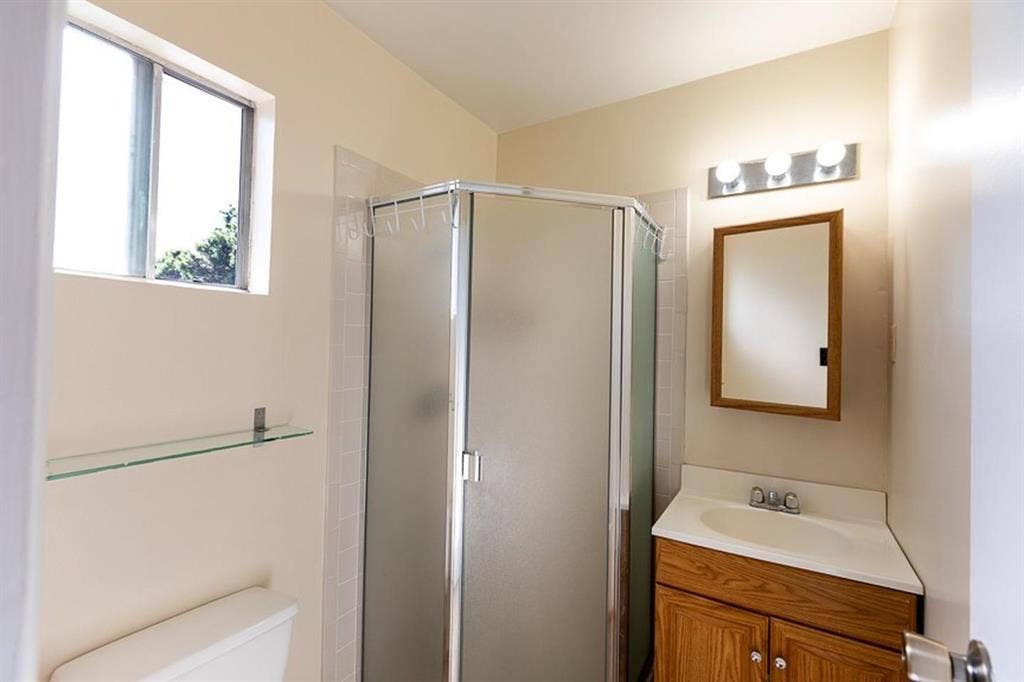 3 BR in Kensington
