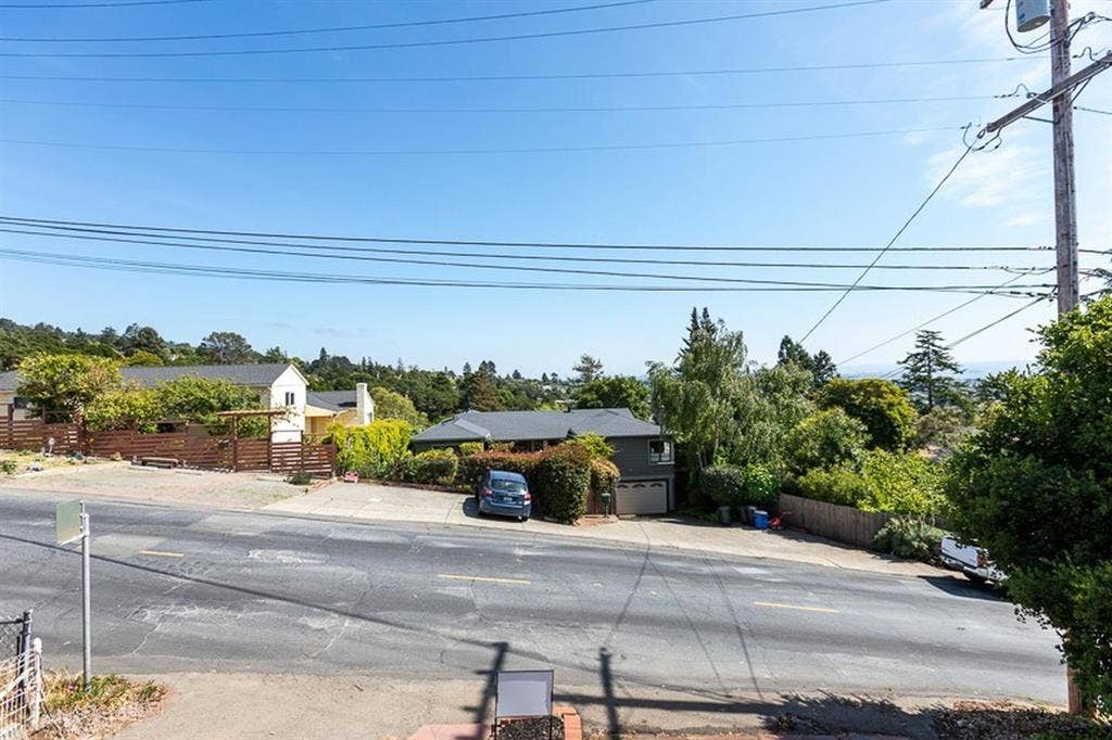 3 BR in Kensington