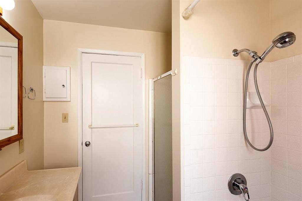 3 BR in Kensington
