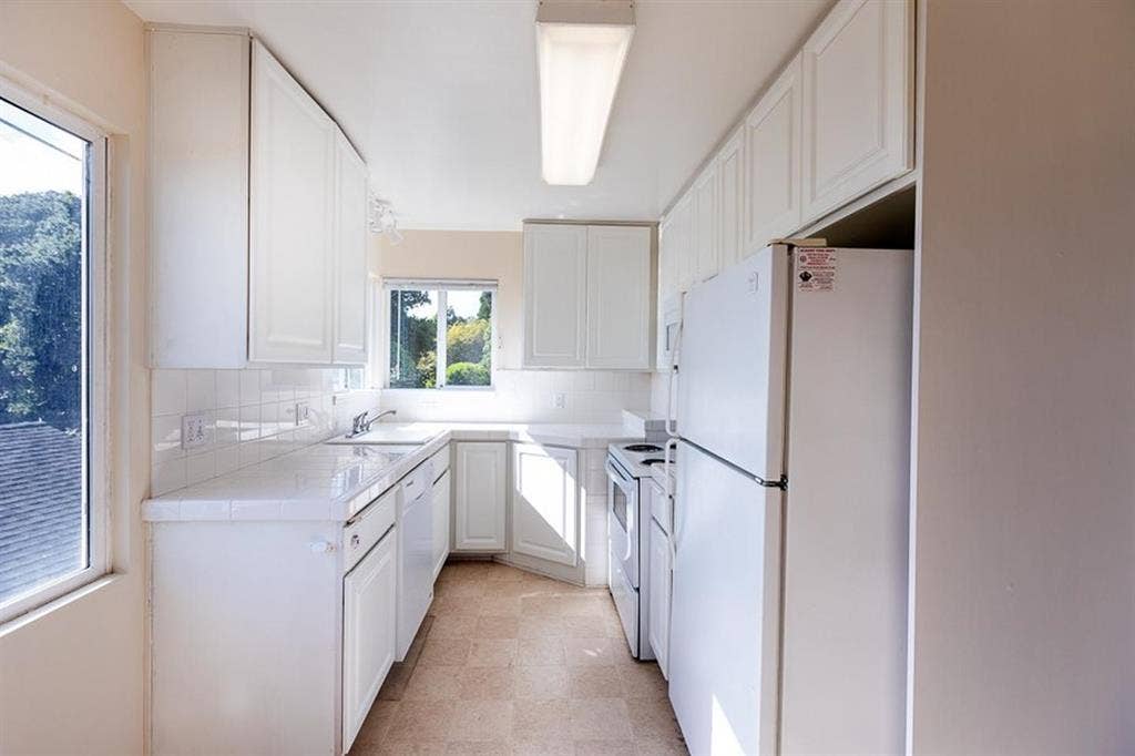 3 BR in Kensington