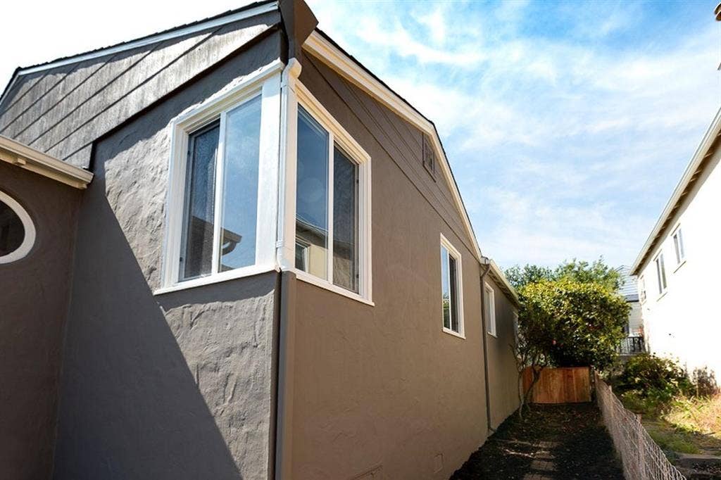 3 BR in Kensington