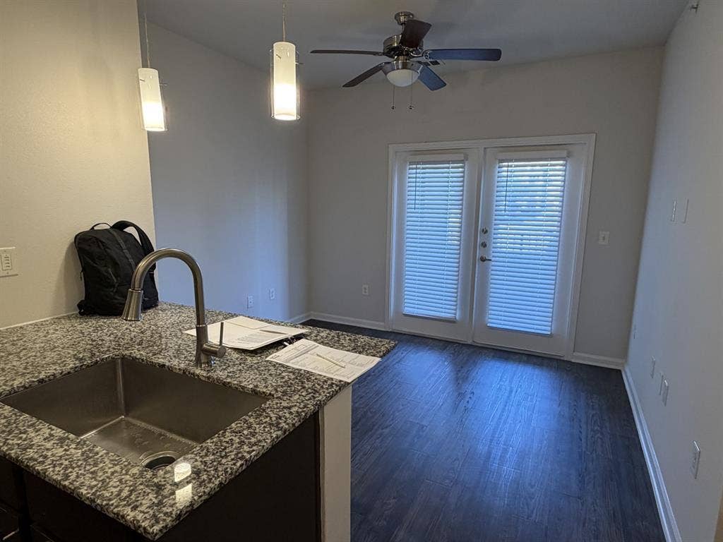 Roommate Wanted – Spring, TX