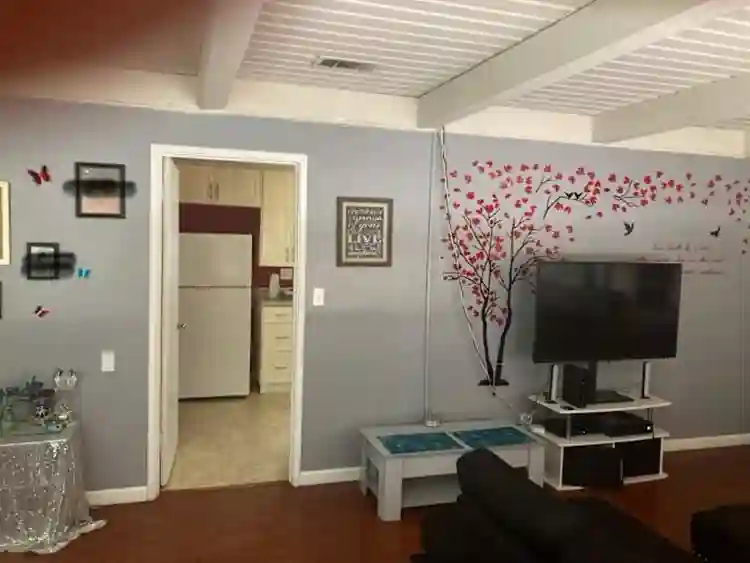 Master Bedroom Avail W/Private Bath