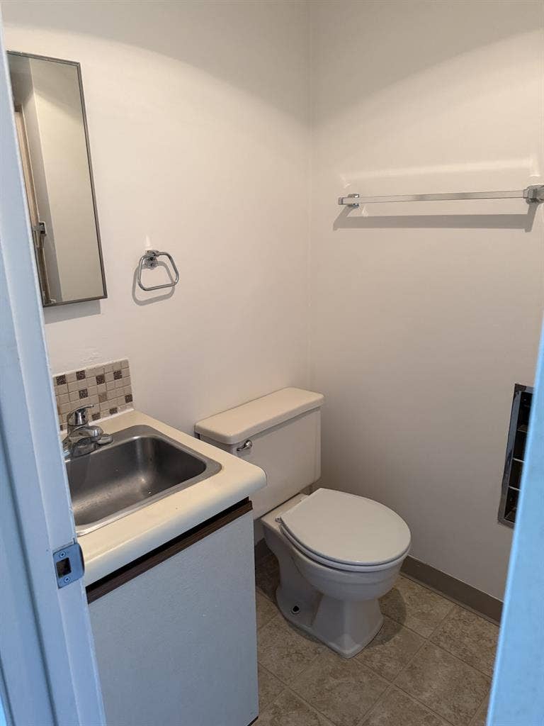 Female Roommate Needed ASAP