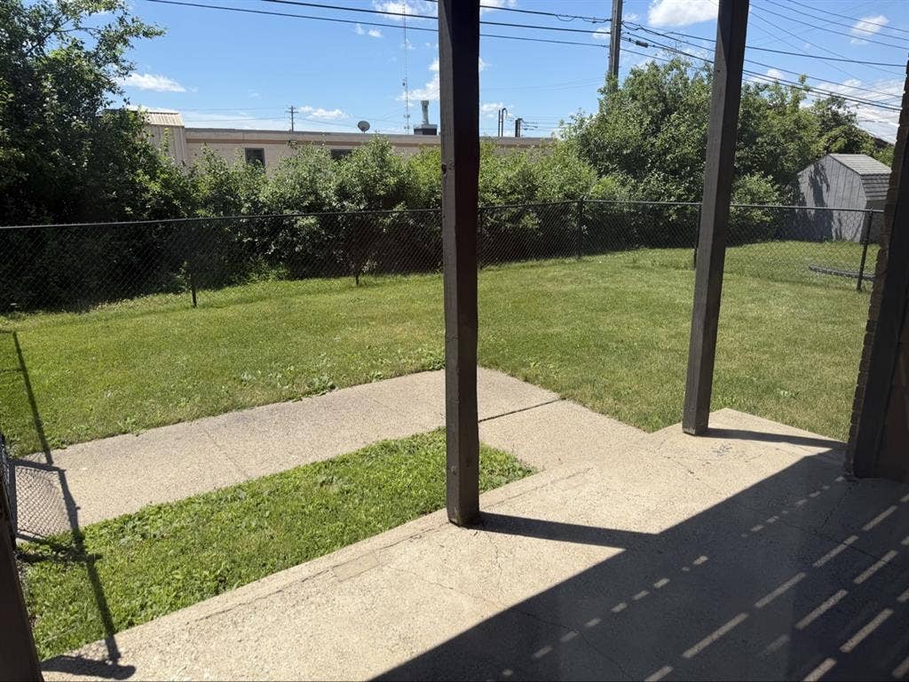 Female Roommate Needed ASAP