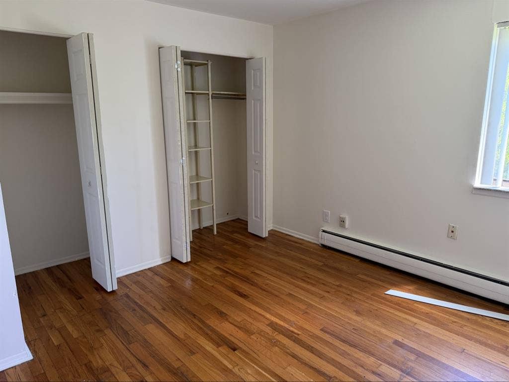 Female Roommate Needed ASAP